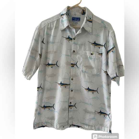 Fishing Life Outfitters Men’s Swordfish print button up preppy size medium - Picture 5 of 8